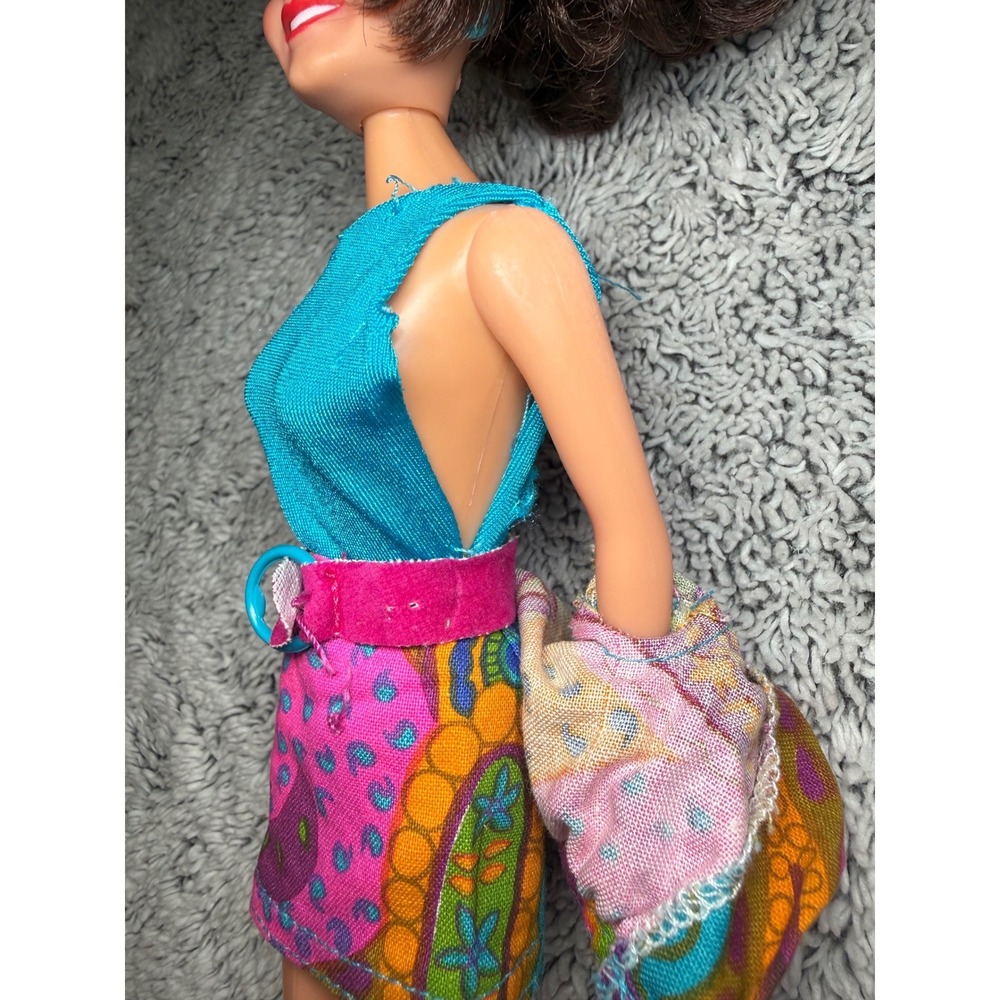 Vintage 1992 Tiger Kelly Saved by the Bell Doll with Accessories Kelly Kapowski - Picture 7 of 10